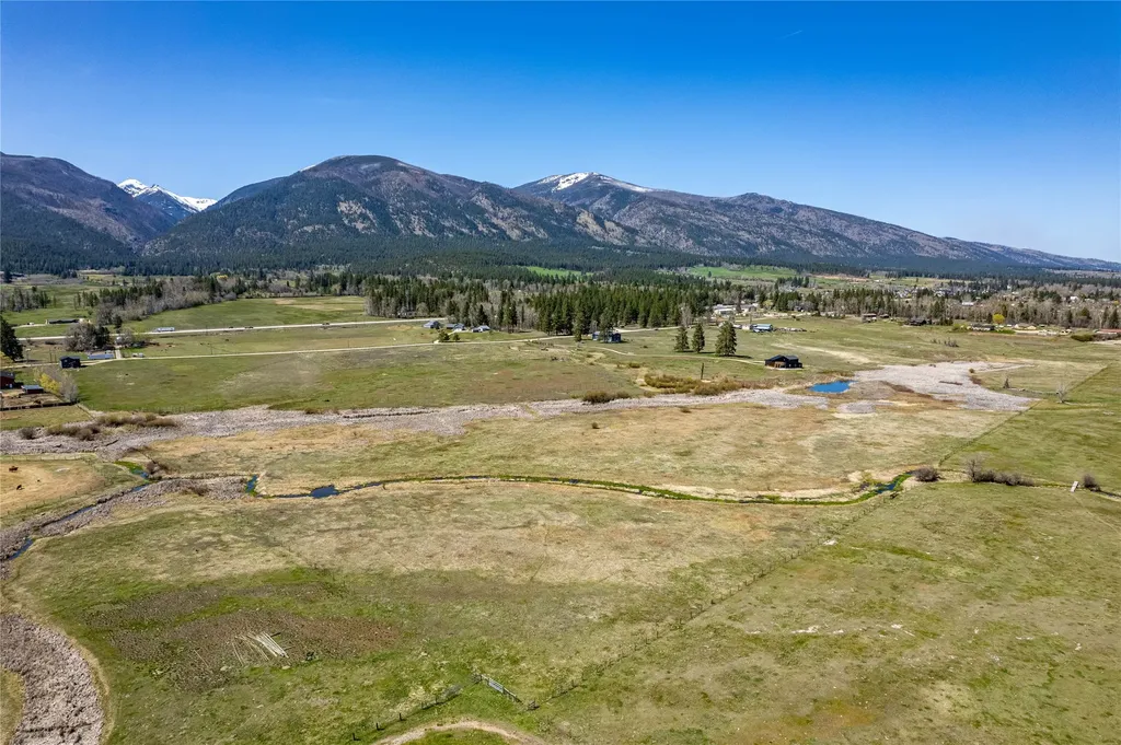 5052 Hoblitt Lane N Florence MT 59833