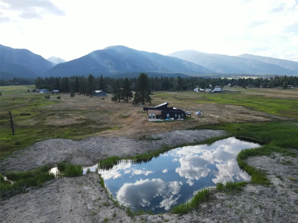 5052 Hoblitt Lane N Florence MT 59833