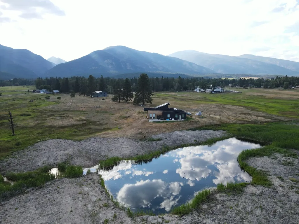 5052 Hoblitt Lane N Florence MT 59833