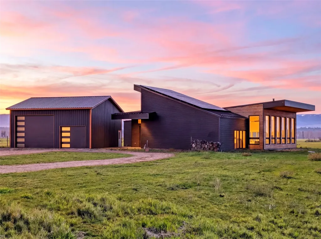 5052 Hoblitt Lane N Florence MT 59833