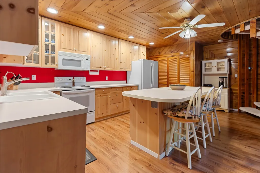 3390 E Shore Drive Helena MT 59602