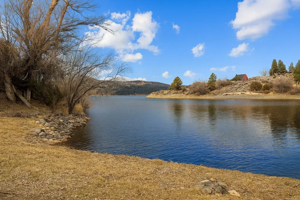 3390 E Shore Drive Helena MT 59602