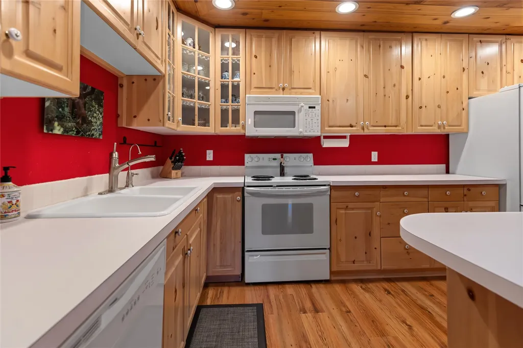 3390 E Shore Drive Helena MT 59602