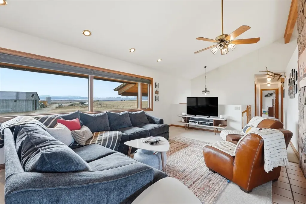 283 Cummoch Drive Deer Lodge MT 59722