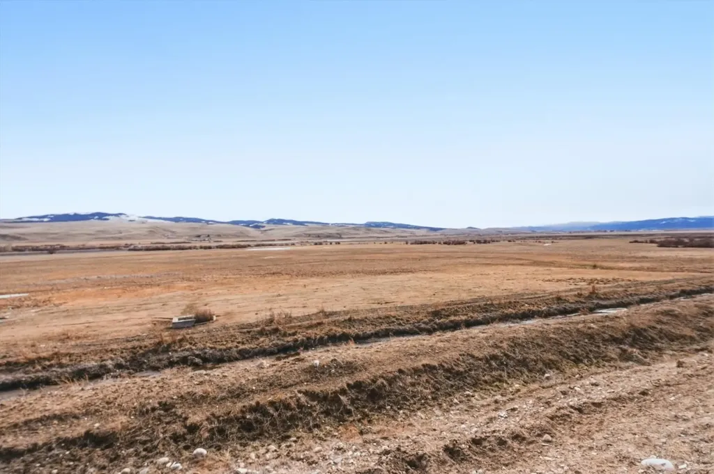 283 Cummoch Drive Deer Lodge MT 59722