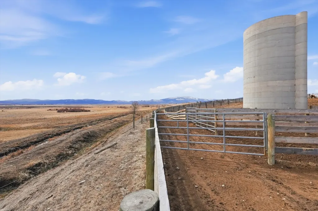 283 Cummoch Drive Deer Lodge MT 59722
