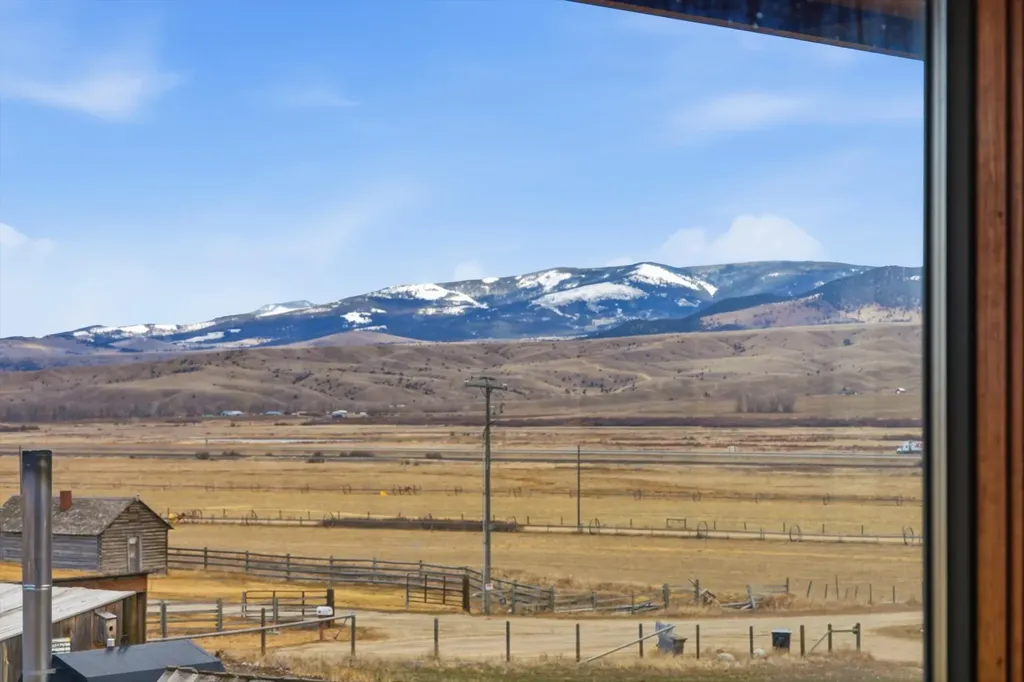 283 Cummoch Drive Deer Lodge MT 59722