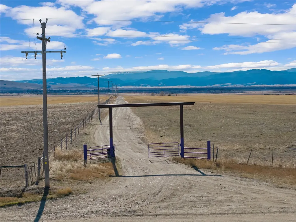 283 Cummoch Drive Deer Lodge MT 59722