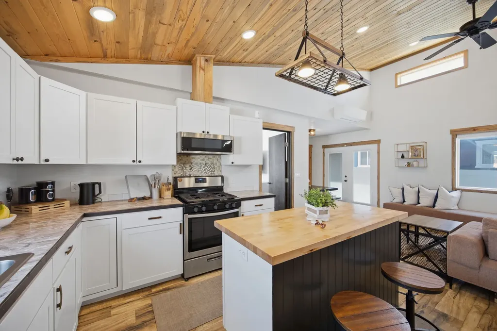 214 Mission Street Stevensville MT 59870