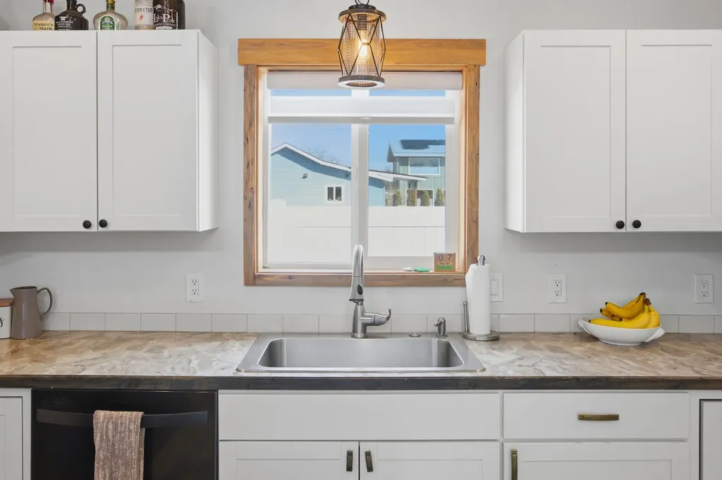 214 Mission Street Stevensville MT 59870