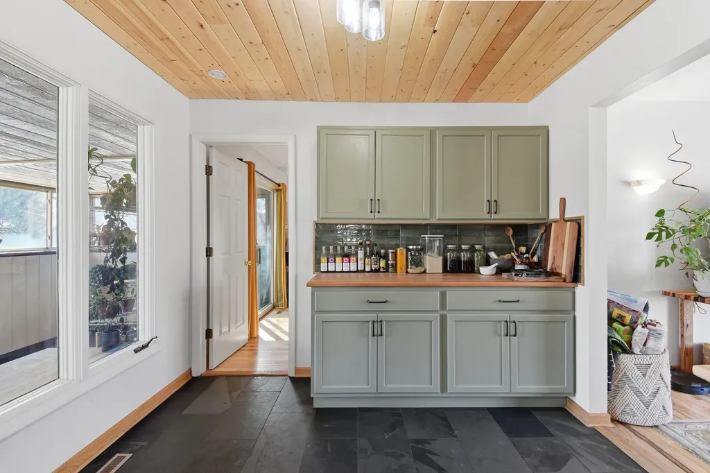 17 Treasure State Drive Great Falls MT 59404