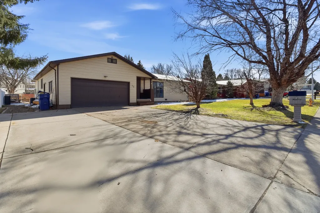 17 Treasure State Drive Great Falls MT 59404