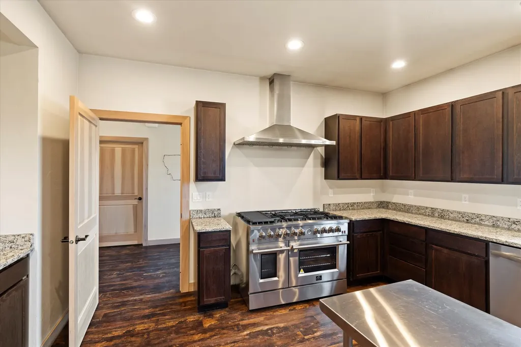 525 Eisenhower Street SE Ronan MT 59864