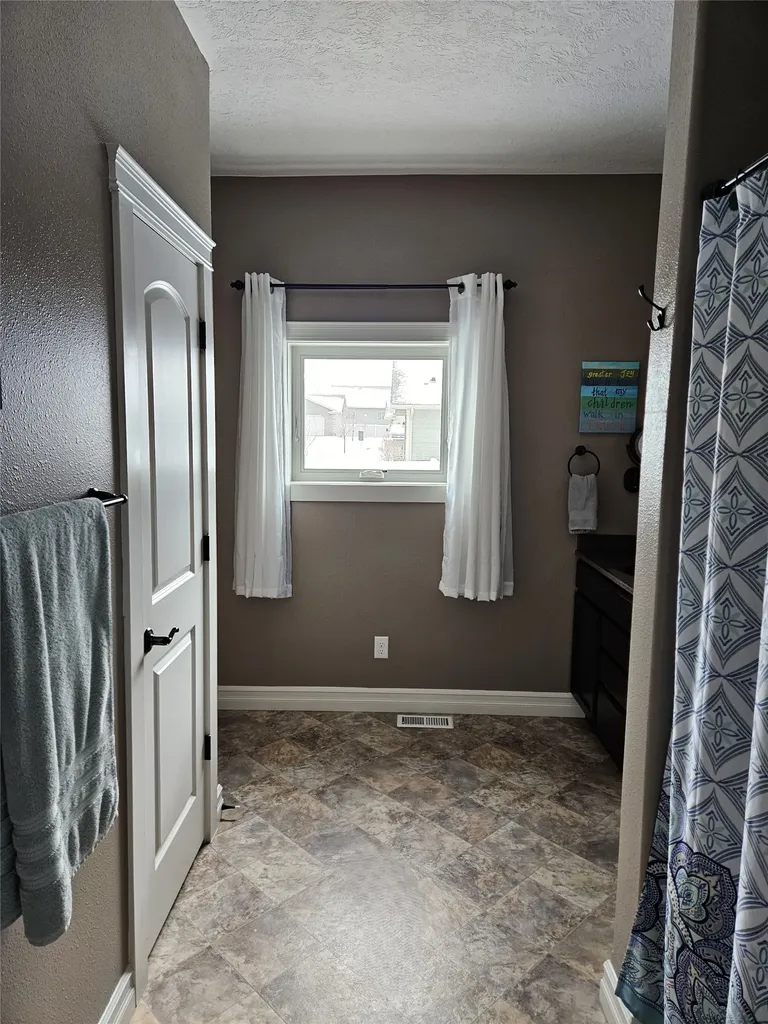 1108 41st Avenue NE Great Falls MT 59404