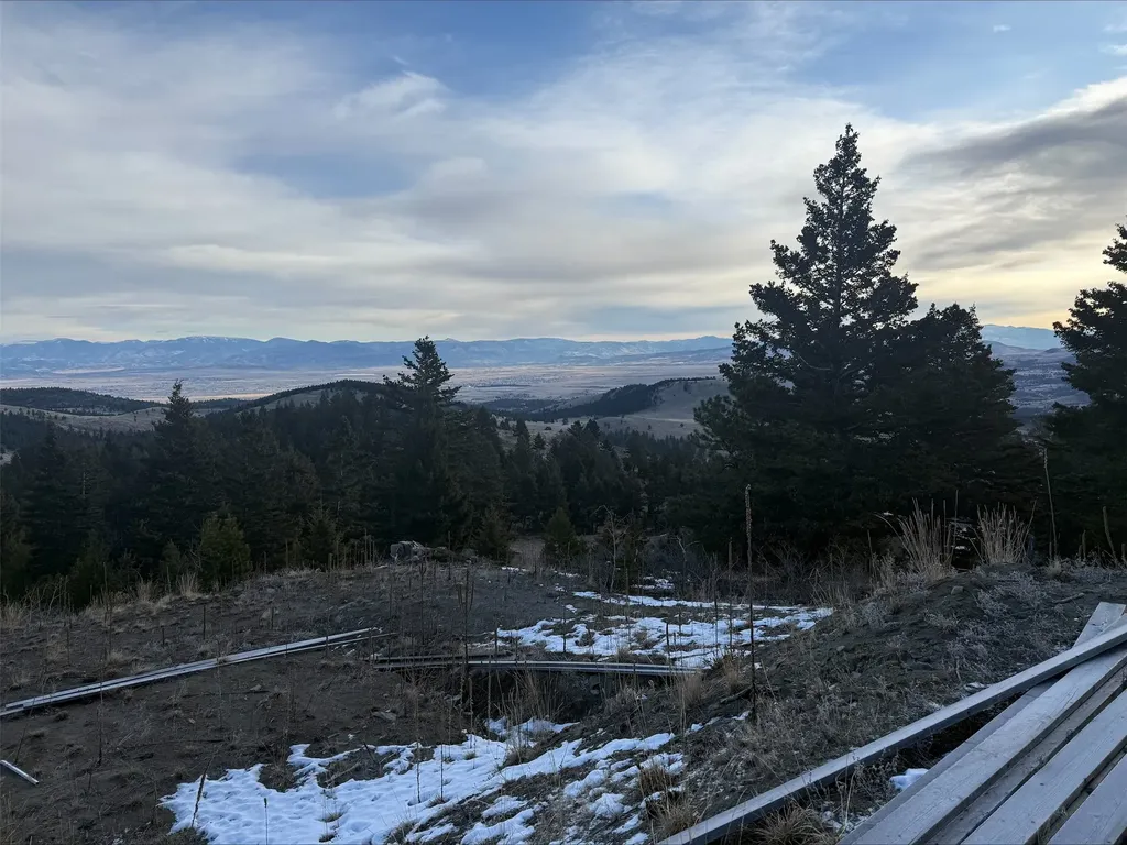 53 Skihi Peak Drive Clancy MT 59634
