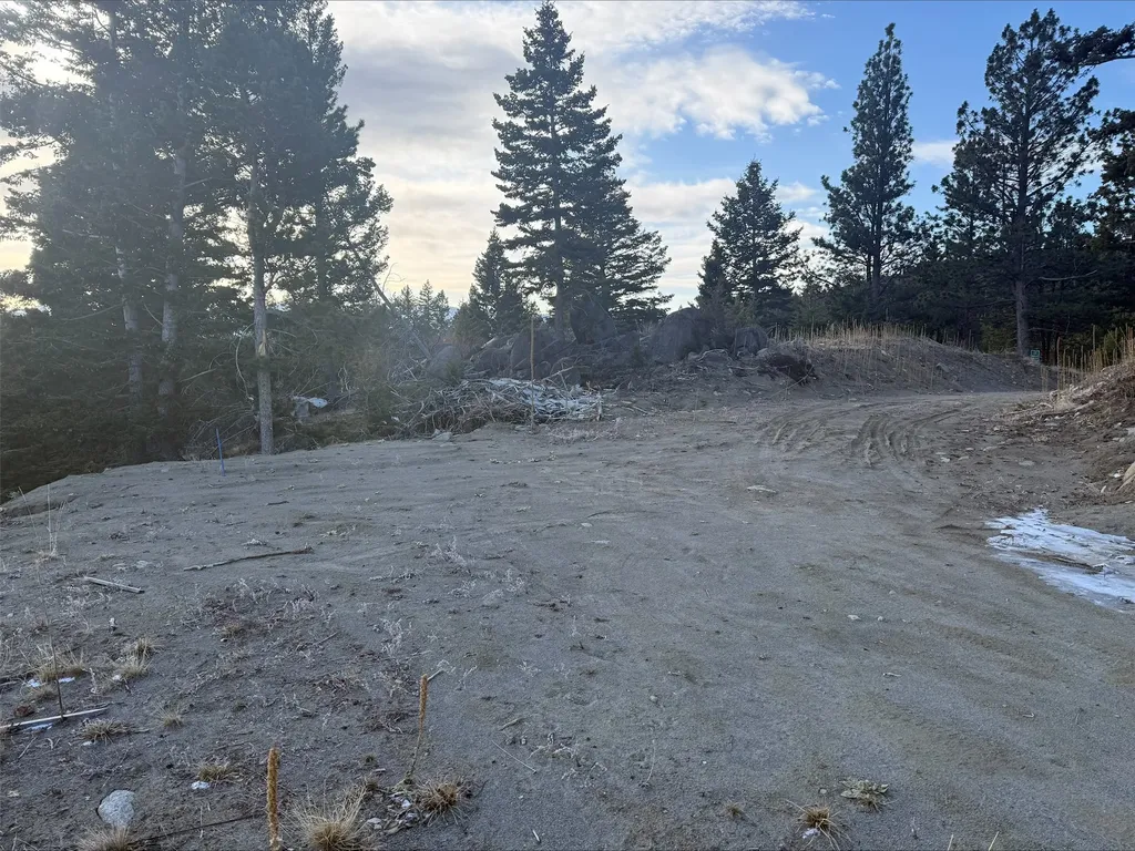 53 Skihi Peak Drive Clancy MT 59634