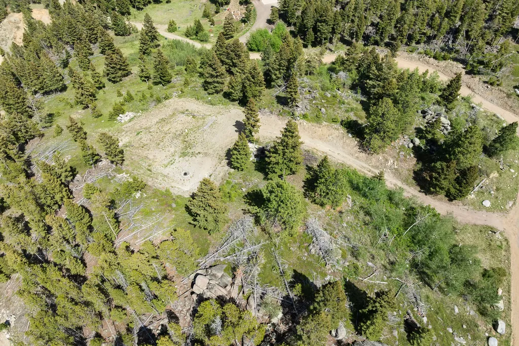 53 Skihi Peak Drive Clancy MT 59634