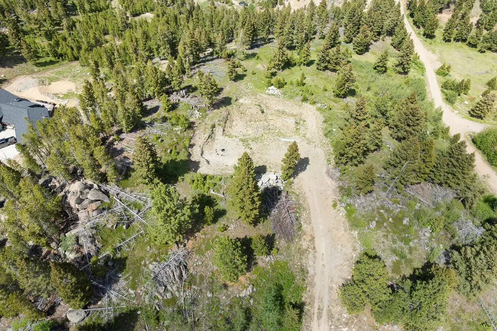 53 Skihi Peak Drive Clancy MT 59634