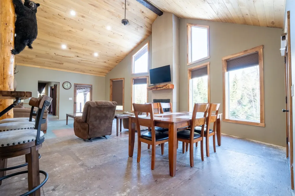 14537 Big Rock Way Bigfork MT 59911