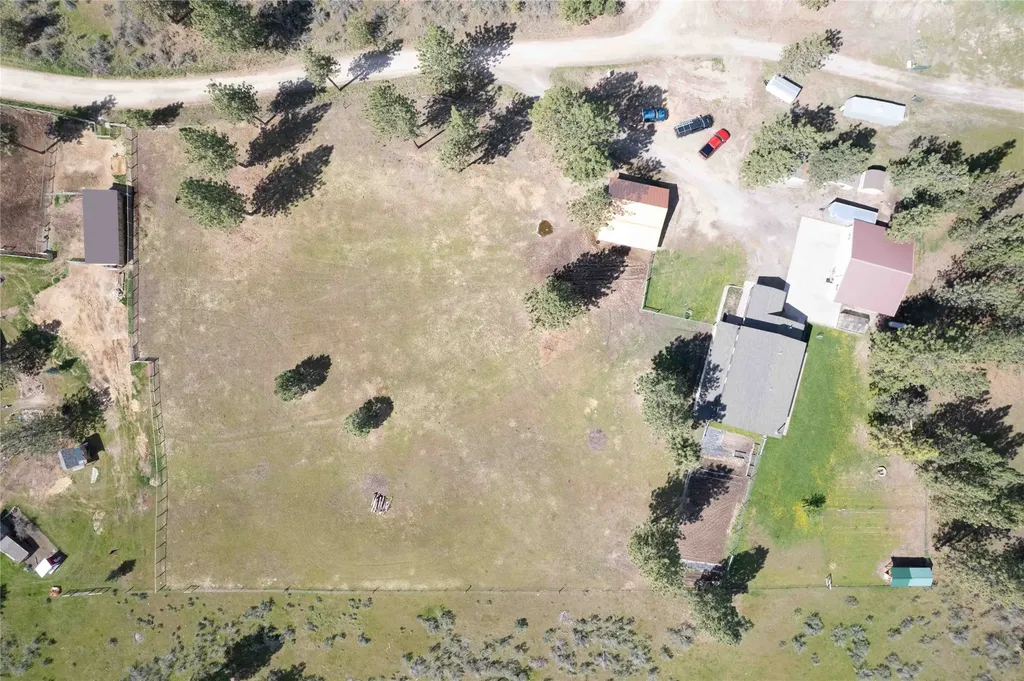 22 Pine Meadow Lane Plains MT 59859
