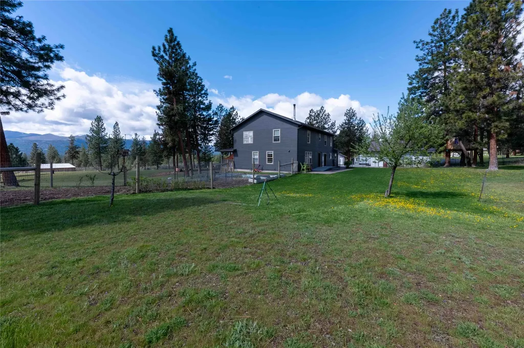 22 Pine Meadow Lane Plains MT 59859
