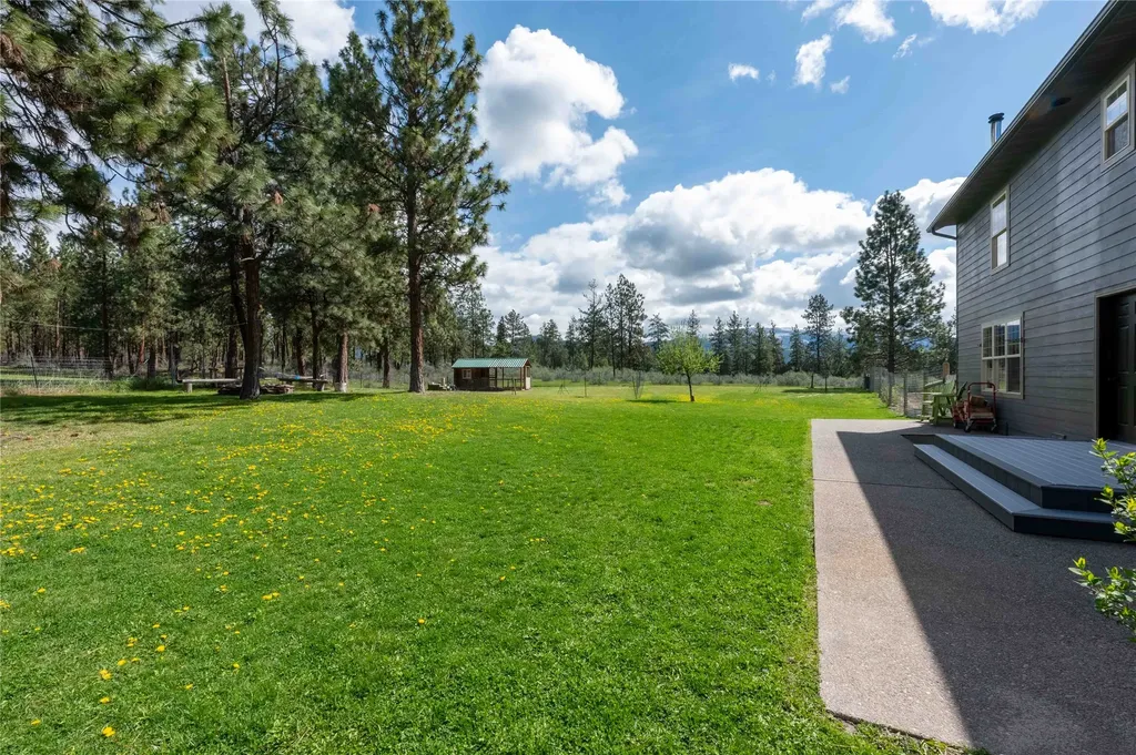 22 Pine Meadow Lane Plains MT 59859