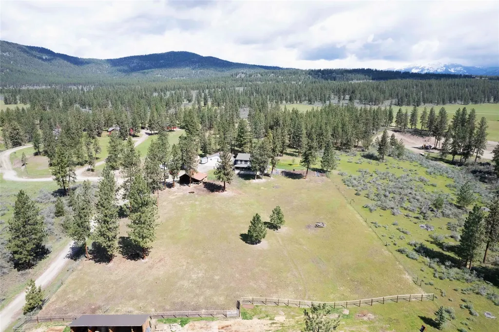 22 Pine Meadow Lane Plains MT 59859
