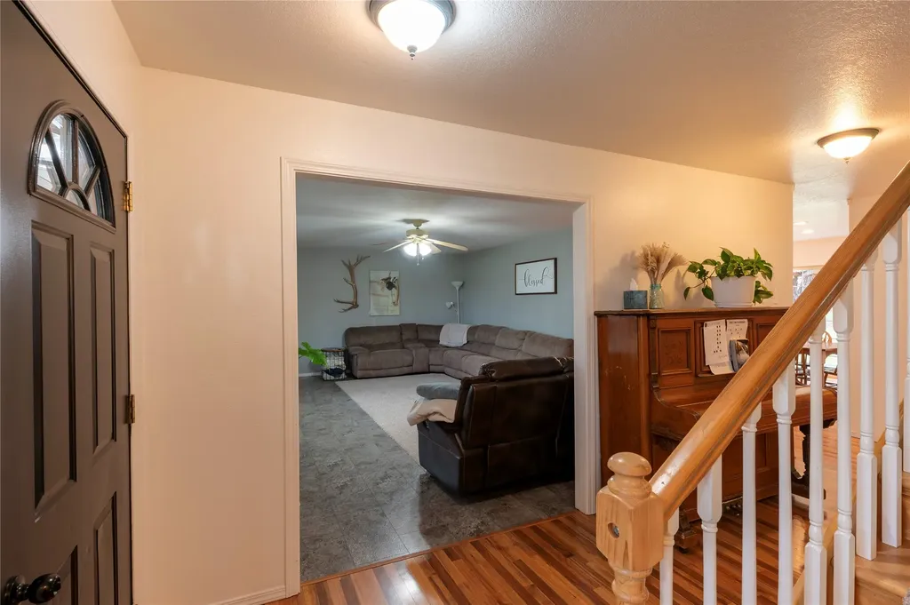 22 Pine Meadow Lane Plains MT 59859