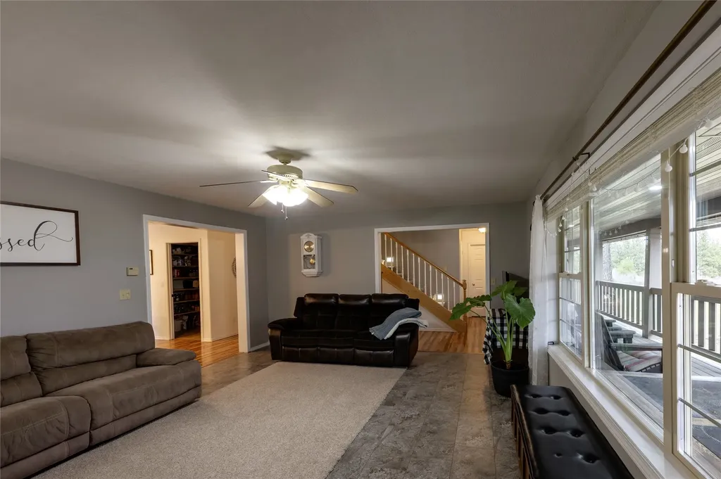 22 Pine Meadow Lane Plains MT 59859