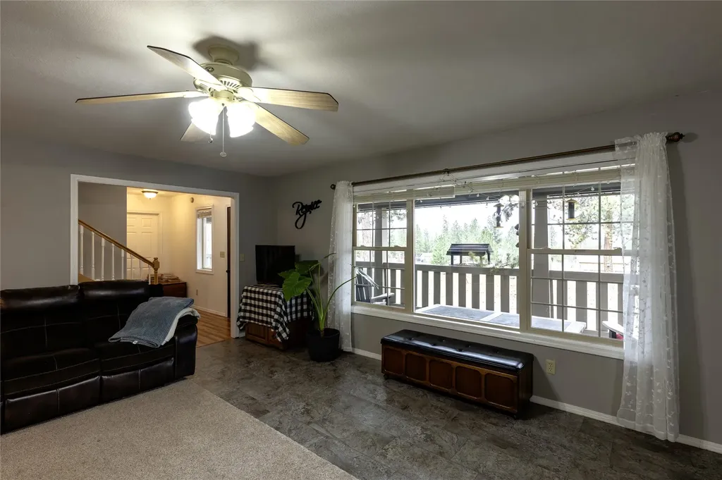 22 Pine Meadow Lane Plains MT 59859