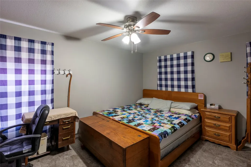 22 Pine Meadow Lane Plains MT 59859