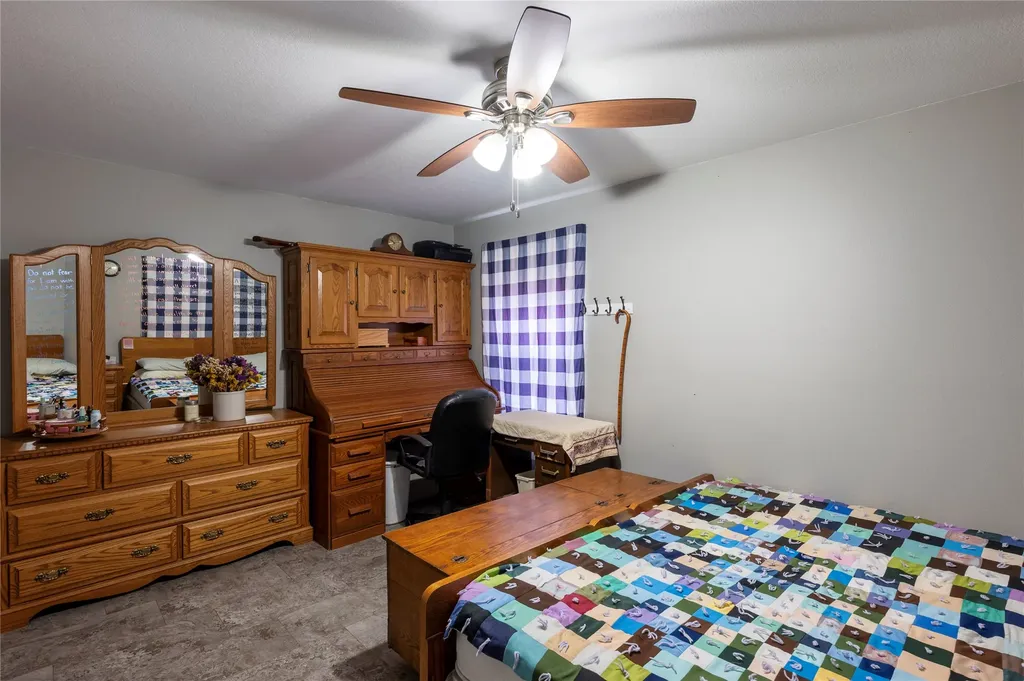 22 Pine Meadow Lane Plains MT 59859