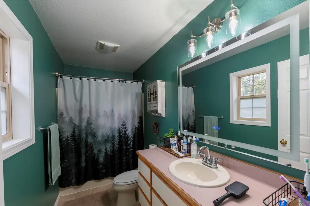 22 Pine Meadow Lane Plains MT 59859