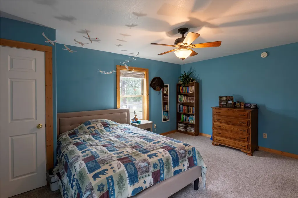 22 Pine Meadow Lane Plains MT 59859