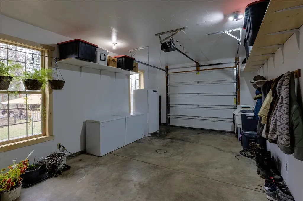 22 Pine Meadow Lane Plains MT 59859