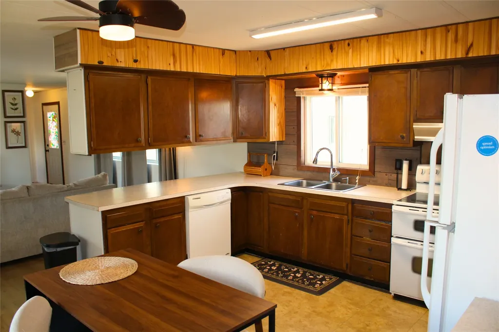 1805 Joslyn Street Helena MT 59601