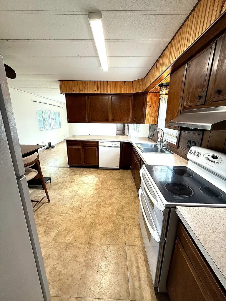 1805 Joslyn Street Helena MT 59601