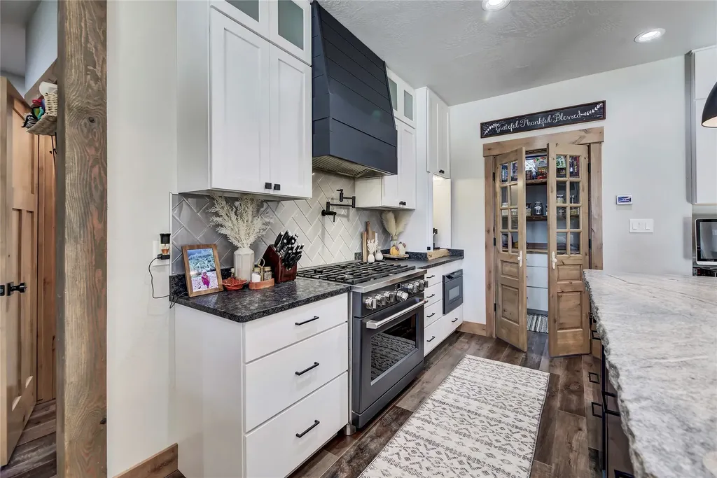 37 Quartz Creek Road Clancy MT 59634