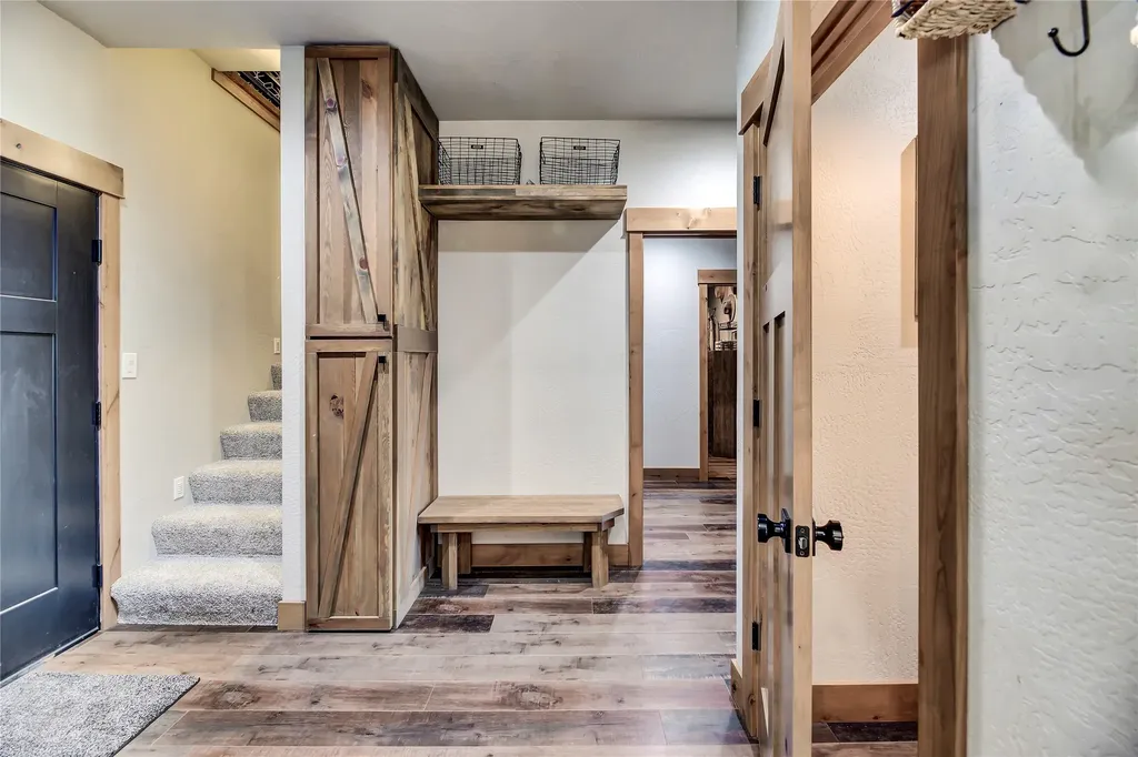 37 Quartz Creek Road Clancy MT 59634
