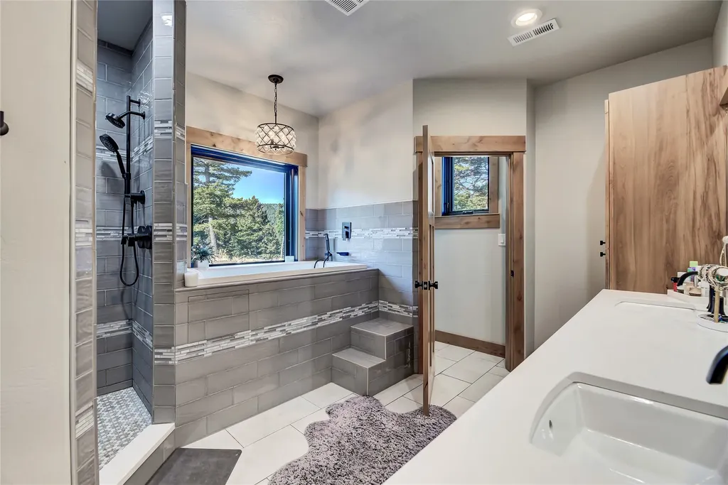37 Quartz Creek Road Clancy MT 59634