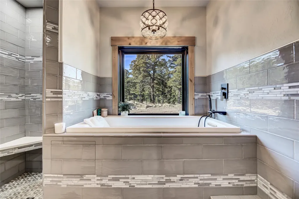 37 Quartz Creek Road Clancy MT 59634
