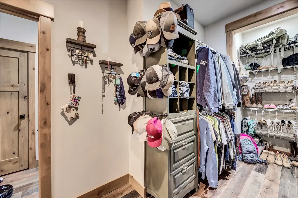 37 Quartz Creek Road Clancy MT 59634