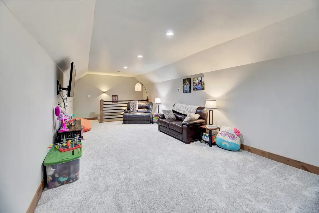 37 Quartz Creek Road Clancy MT 59634