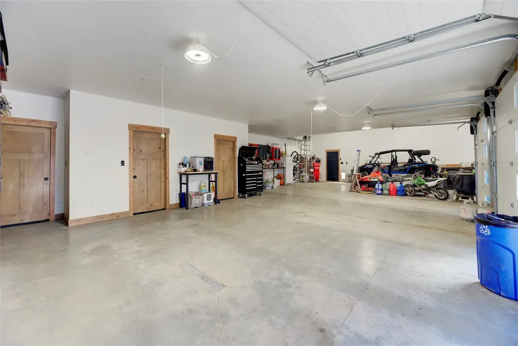 37 Quartz Creek Road Clancy MT 59634