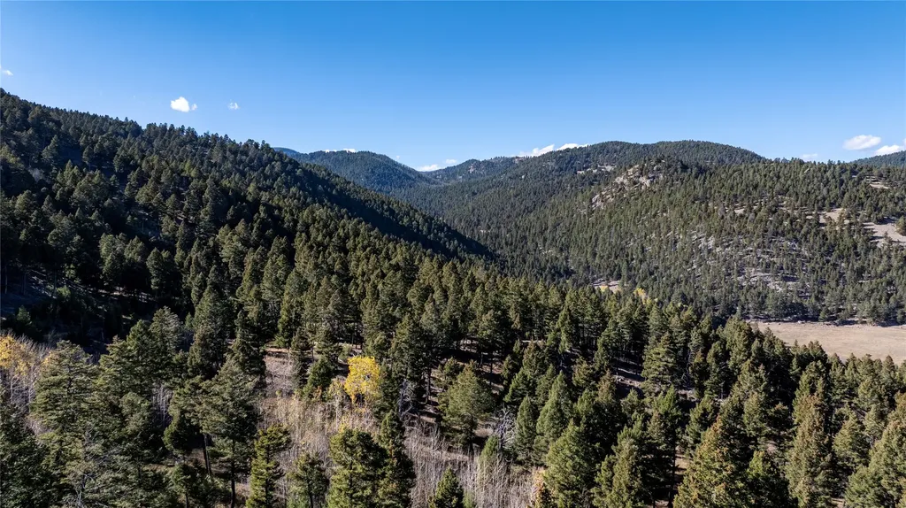 37 Quartz Creek Road Clancy MT 59634