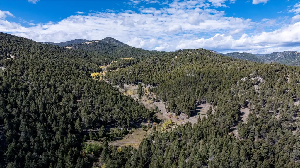 37 Quartz Creek Road Clancy MT 59634