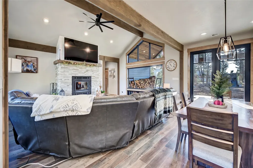 37 Quartz Creek Road Clancy MT 59634