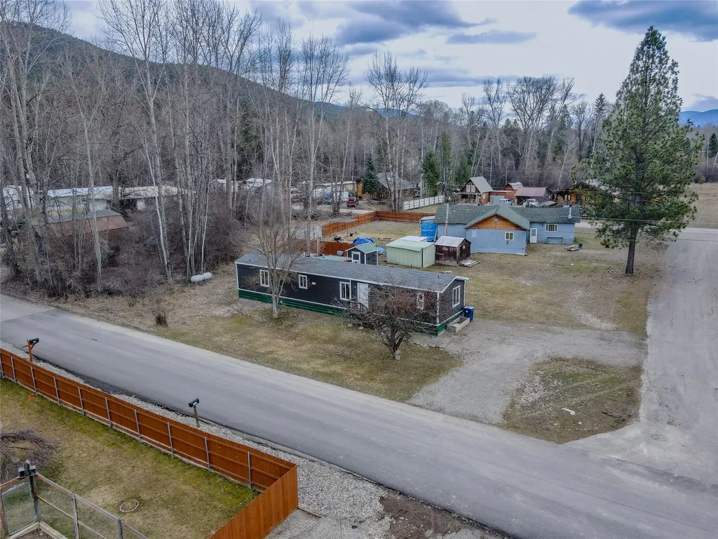 326 Pinewood Lane Libby MT 59923