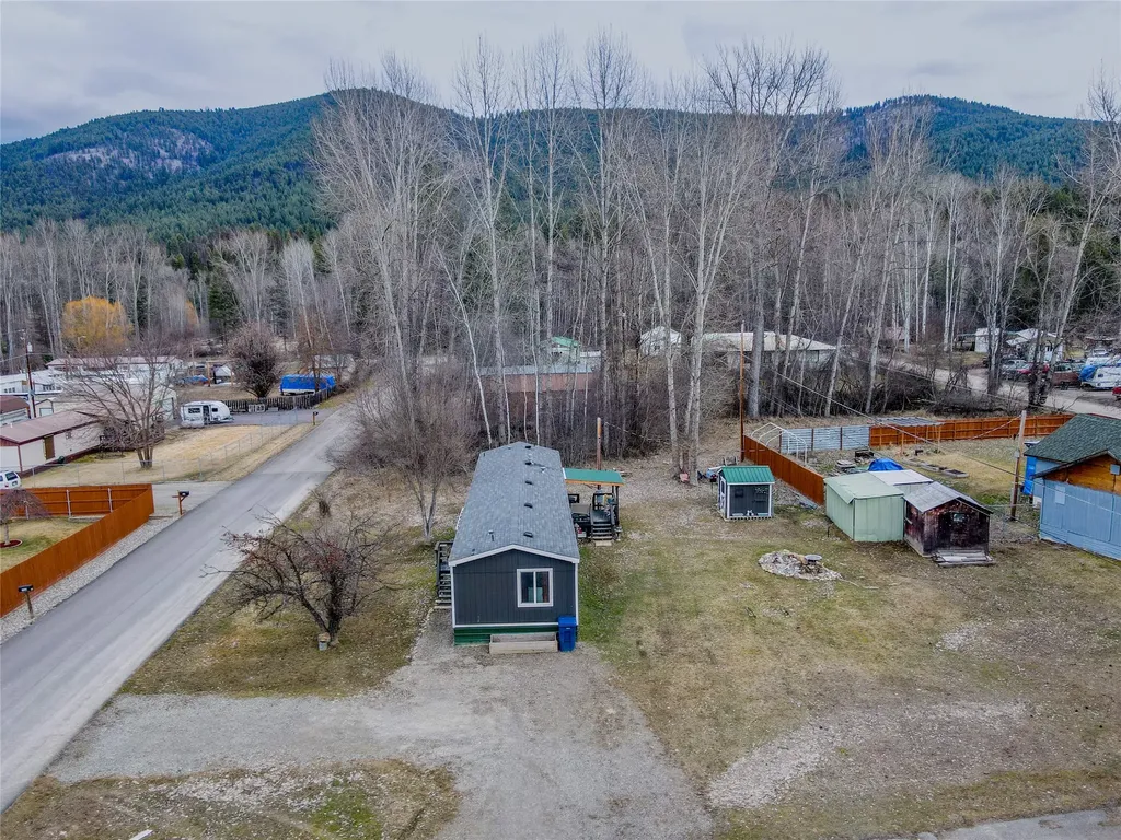326 Pinewood Lane Libby MT 59923