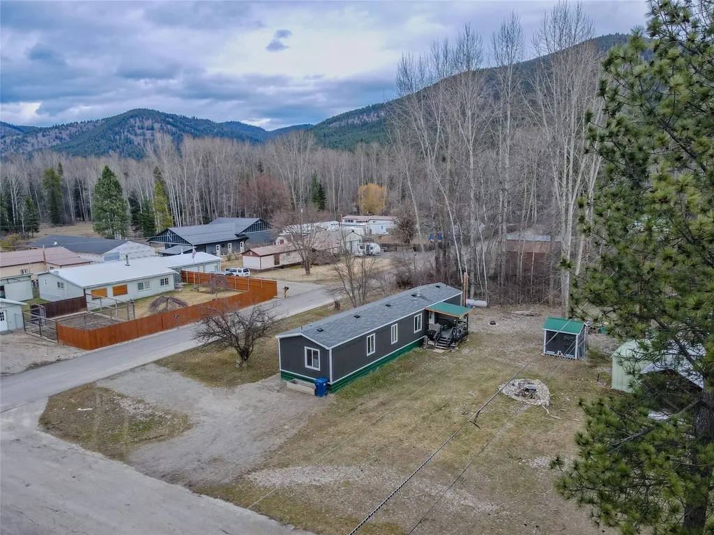 326 Pinewood Lane Libby MT 59923